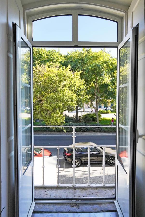 Casa St Yves - Sunny Flat In Setubal On Av Luisa Todi Apartment Exterior photo